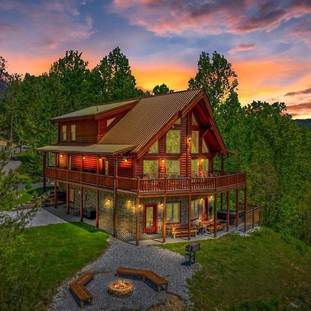 Ridge View Lodge Nature And Mountain View - Hot Tub - Firepit - Yard - Games Gatlinburg Eksteriør bilde