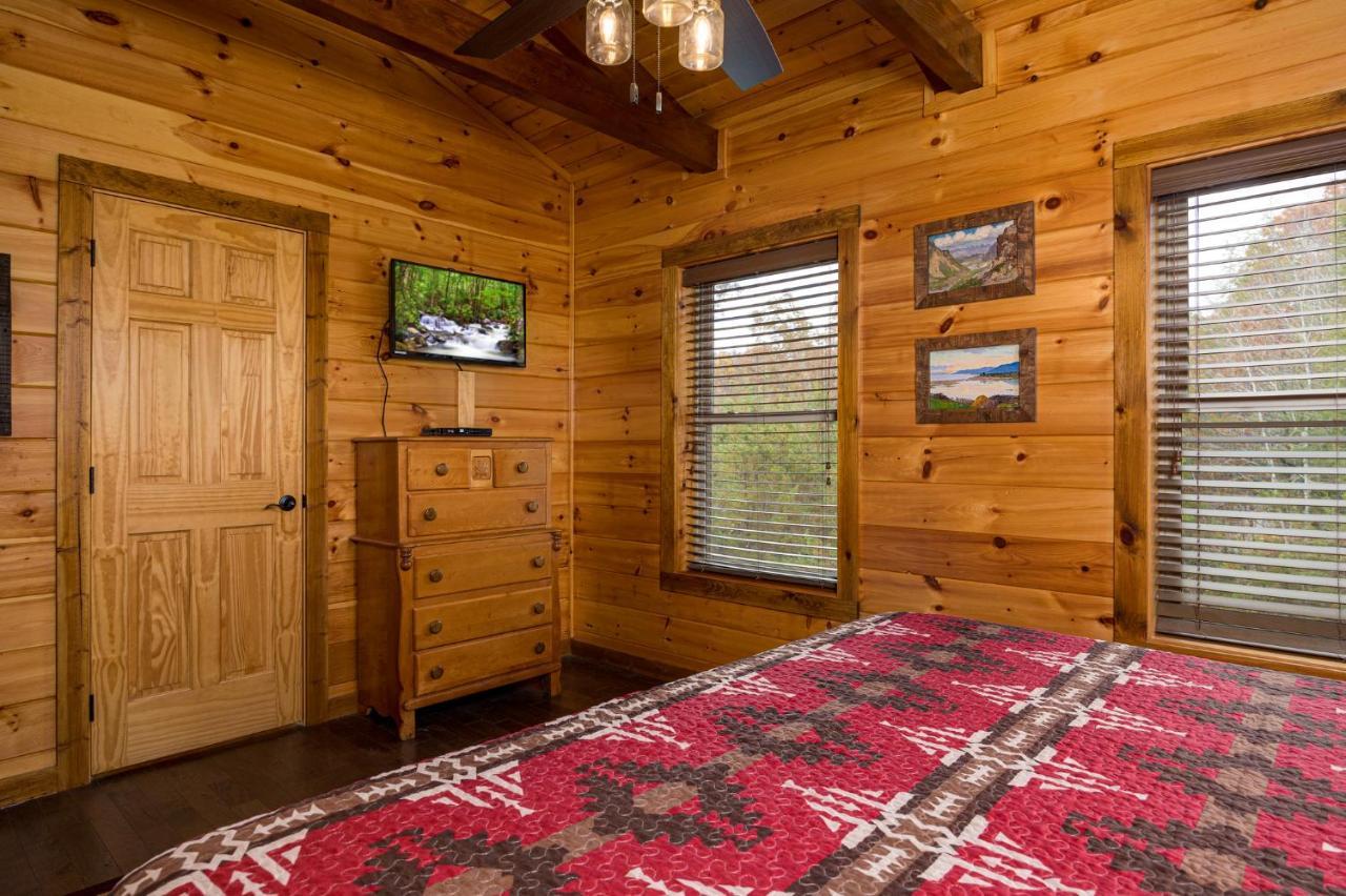 Ridge View Lodge Nature And Mountain View - Hot Tub - Firepit - Yard - Games Gatlinburg Eksteriør bilde