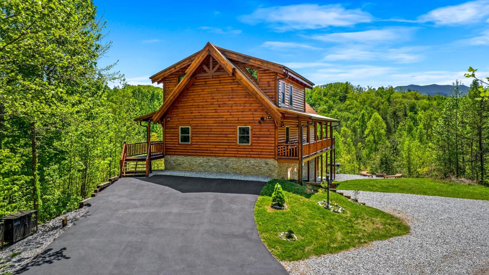 Ridge View Lodge Nature And Mountain View - Hot Tub - Firepit - Yard - Games Gatlinburg Eksteriør bilde